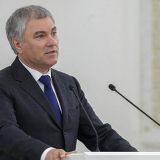 Володин поблагодарил Путина за диалог с депутатами