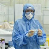 Число заразившихся коронавирусом в России выросло на 21,6 тысячи