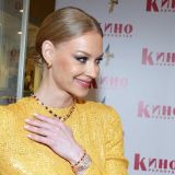 Оголившаяся у шеста Ходченкова шокировала изменениями во внешности