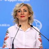 Захарова отметила непостоянность позиции Зеленского по русским и украинцам