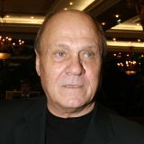 Ковид заподозрили еще в мае: вскрылись новые подробности болезни Меньшова