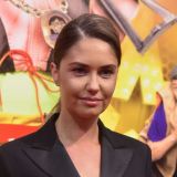 Кривые зубы и жирные руки: Униженная Прилучным Муцениеце пожаловалась на ущербность