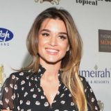 Бородина засветилась на вечеринке в чужой рубашке и с новым мужчиной