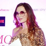 Лапал за грудь и полез ниже: влиятельный мужчина домогался оцепеневшую Бледанс