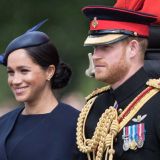 Меган Маркл и принц Гарри возвращаются в Англию: Что скажет королева?