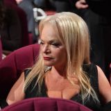 Долина сорвалась на крик после свадьбы известного артиста: Я с ним петь не буду!