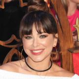 Операция и фотошоп: публично обнажившаяся Лорак вызвала оторопь