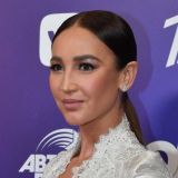 Боня плюнула в несчастную Бузову: Как на базаре