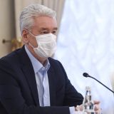 Собянин объяснил логику введения и отмены ограничительных мер из-за коронавируса