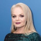 Новый поворот в конфликте Долиной и тиктокерши Карнавал: Выпросила билеты и 