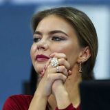 Утяшева прервала молчание после оскорблений Кабаевой