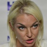 Подросшая дочь Волочковой показала фигуру в купальнике