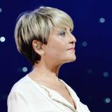 Растрепанная Варум запрыгнула на голого Садальского: Тетенька, отпустите