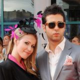 Получивших внушительный гонорар Урганта и Собчак призвали поцеловаться прямо на сцене