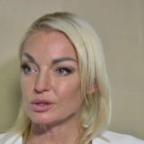 Шантаж и угрозы: обнародованы причины появления срамных кадров с Волочковой