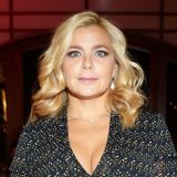 Пегова с рыжей копной проститутки вызвала оторопь: Супруга Дракулы