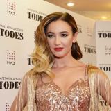 Располневшая Бузова на шесте вызвала оторопь: Фотошоп не спас