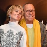 Обнажившая грудь Высоцкая предалась страсти с мужем на людях