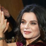 Сдала пять яйцеклеток: Королева раскрыла подробности появления внебрачной дочери