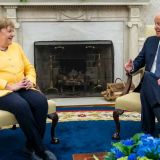 Меркель отказалась от разговора со вступившим в должность президента Байденом