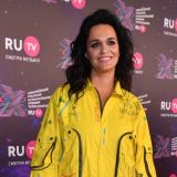 Слава повертела упругим задом назло Собчак