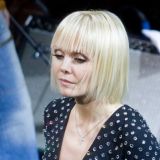 За ноги держал: невестка Валерии сверкнула голыми ягодицами перед носом чужого мужчины