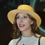 Арзамасова с младенцем сбежала от занятого Авербуха к матери