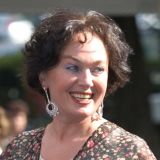 Дочь сраженной ковидом Гузеевой показала народу соски