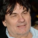 Александр Серов в реанимации: артисту помогают дышать