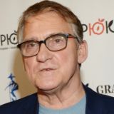 Тяжелобольной Гаркалин спешит к жене на тот свет