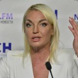 Какая уж тут баня! Перекроившую лицо Волочкову вывели на чистую воду