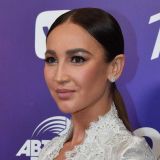 Страдающая из-за мужиков Бузова разрыдалась на публике: Живет в боли