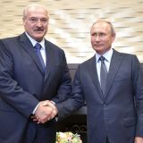 Политолог Безпалько: Белоруссия без России не выживет