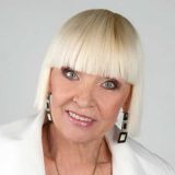 Вскрылись ужасающие данные о семье 81-летней Светличной: Эгоистично и жестоко