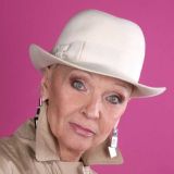 Обрекают на смерть: страшная правда о состоянии 81-летней Светличной