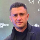 Обязан своим успехом: празднующий Прилучный показал главную в своей жизни женщину