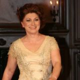 Оскорбленная Сябитова дала оплеуху Васильеву 