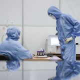 За сутки в России выявили 36 818 заразившихся ковидом