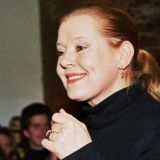 Наконец-то: Спустя почти четыре года после смерти на могилу Сенчиной поставят памятник