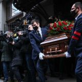 Тело Гаркалина выносили под громкие крики: Ушла эпоха