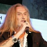 Джигурда объявил о намерении стать женщиной