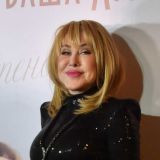 Облачившаяся в дерзкое мини Успенская возмутила россиян