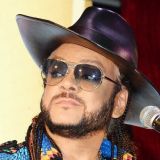 Элитное авто Киркорова с модными номерами попало на фото в момент нарушения ПДД