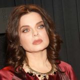 Оскорбленная Королева наплевала на сына: Пусть сам зарабатывает!