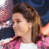 Полуголая Бородина прижалась к черному красавцу после заявления о проблемах в постели 