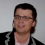 Год изменял с Асмус и выгнал за порог: что стало с брошенной женой Гарика Харламова