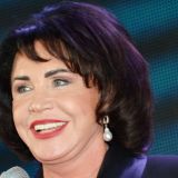 Надежда Бабкина поздравила читателей 