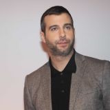 Дочь Урганта разделась на фоне креста 