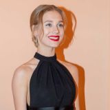 Асмус не смогла вернуться в Россию