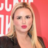 41-летняя Семенович подцепила шикарного мужика на 